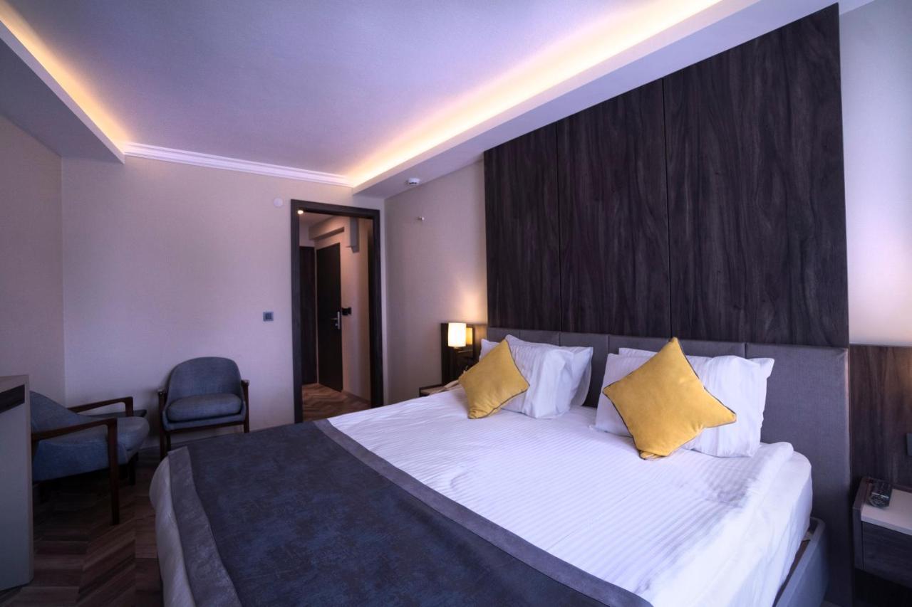 Uk Hotel 4*