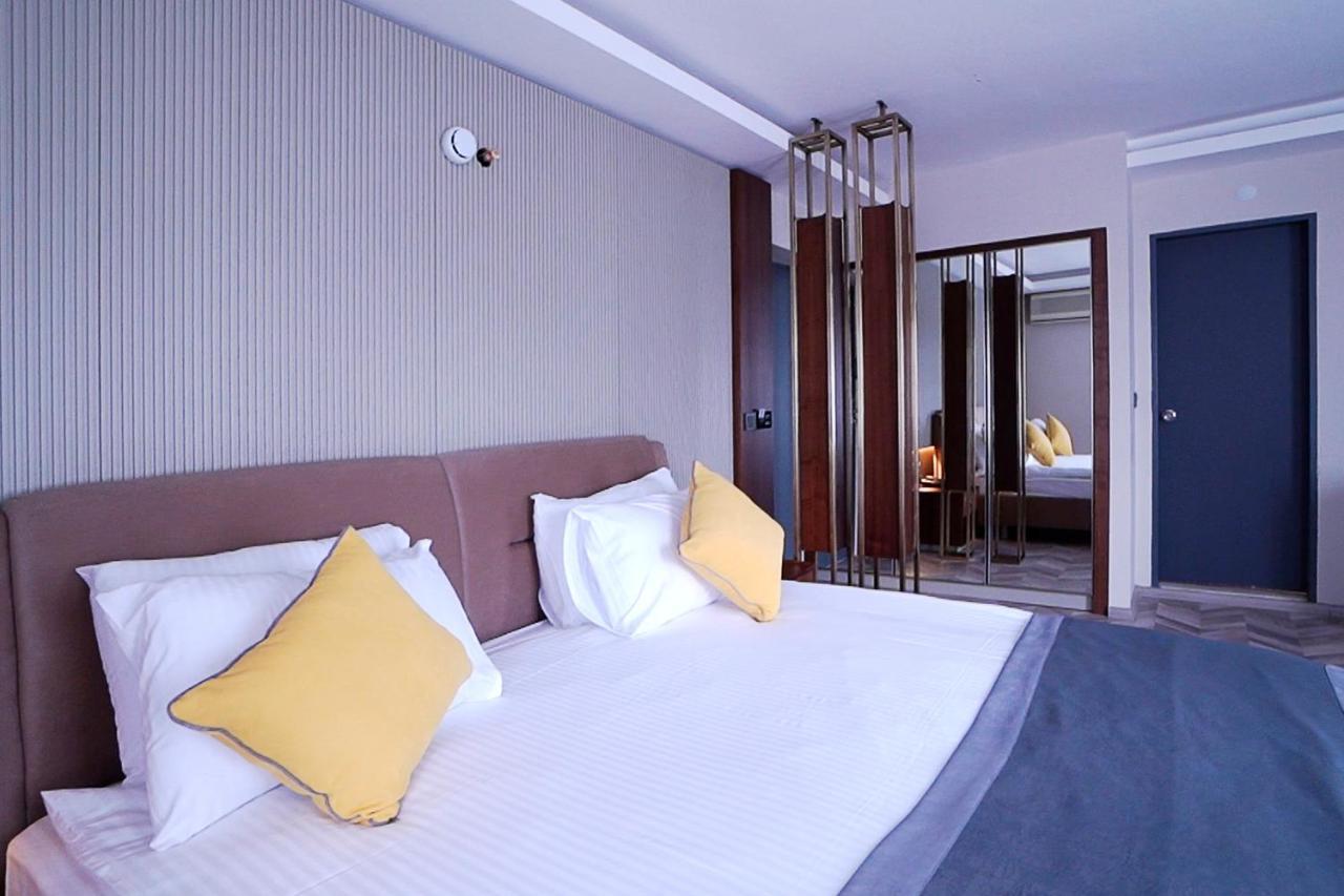 Hotel Uk 4*