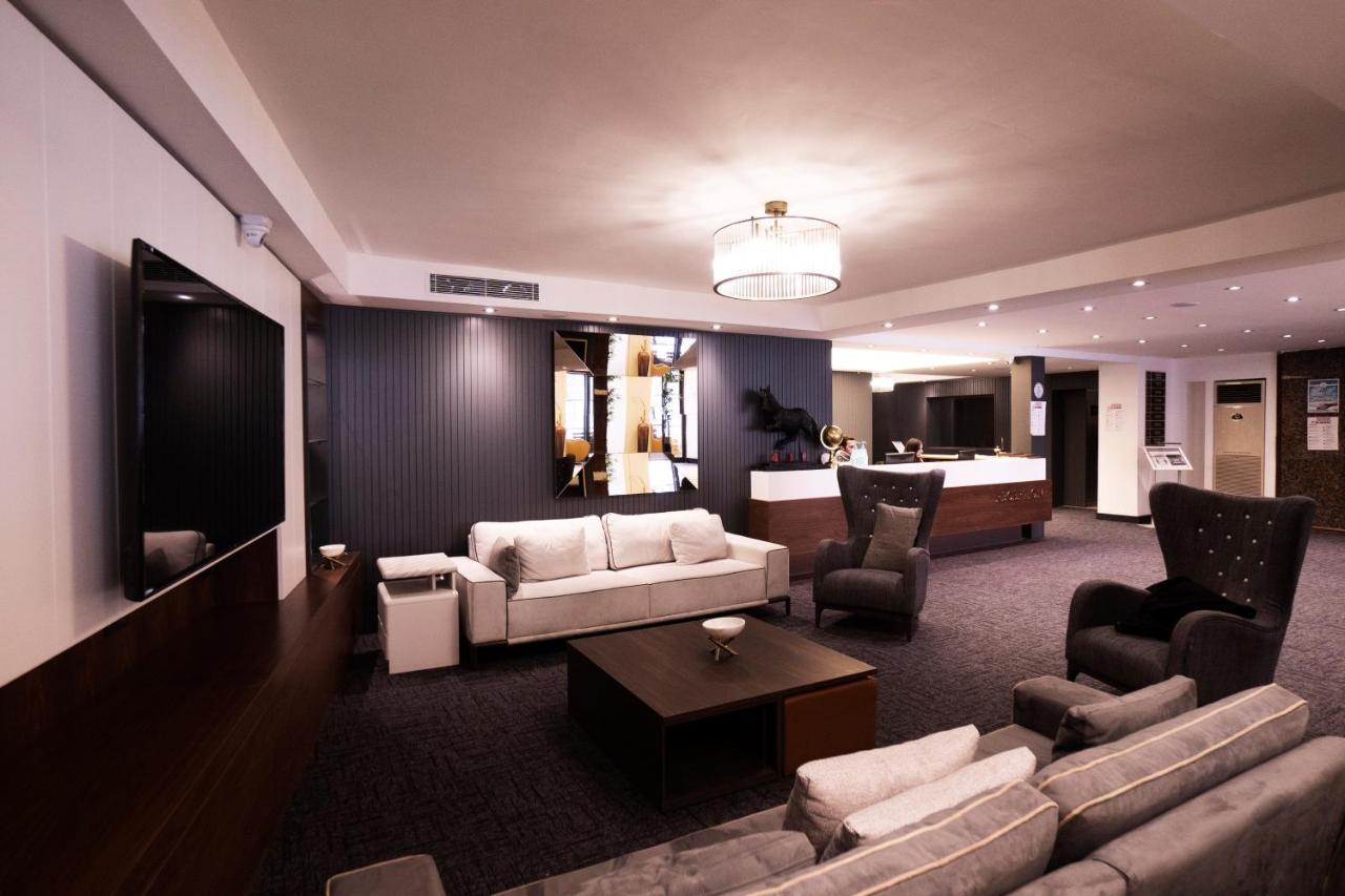 Uk Hotel 4*