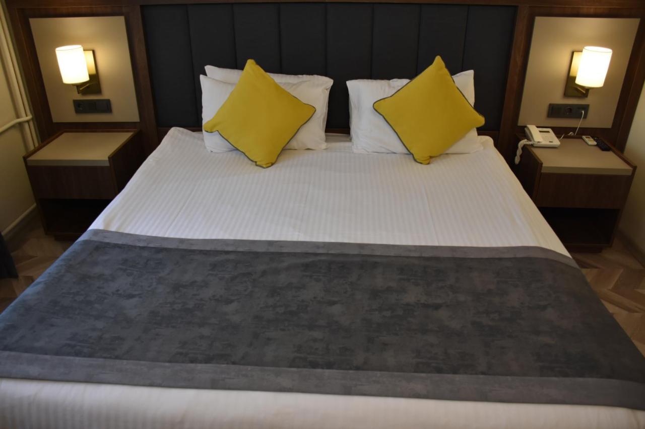 Uk Hotel 4*