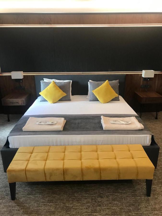 Uk Hotel 4*