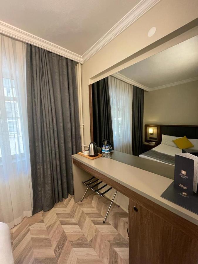 Hotel Uk 4*