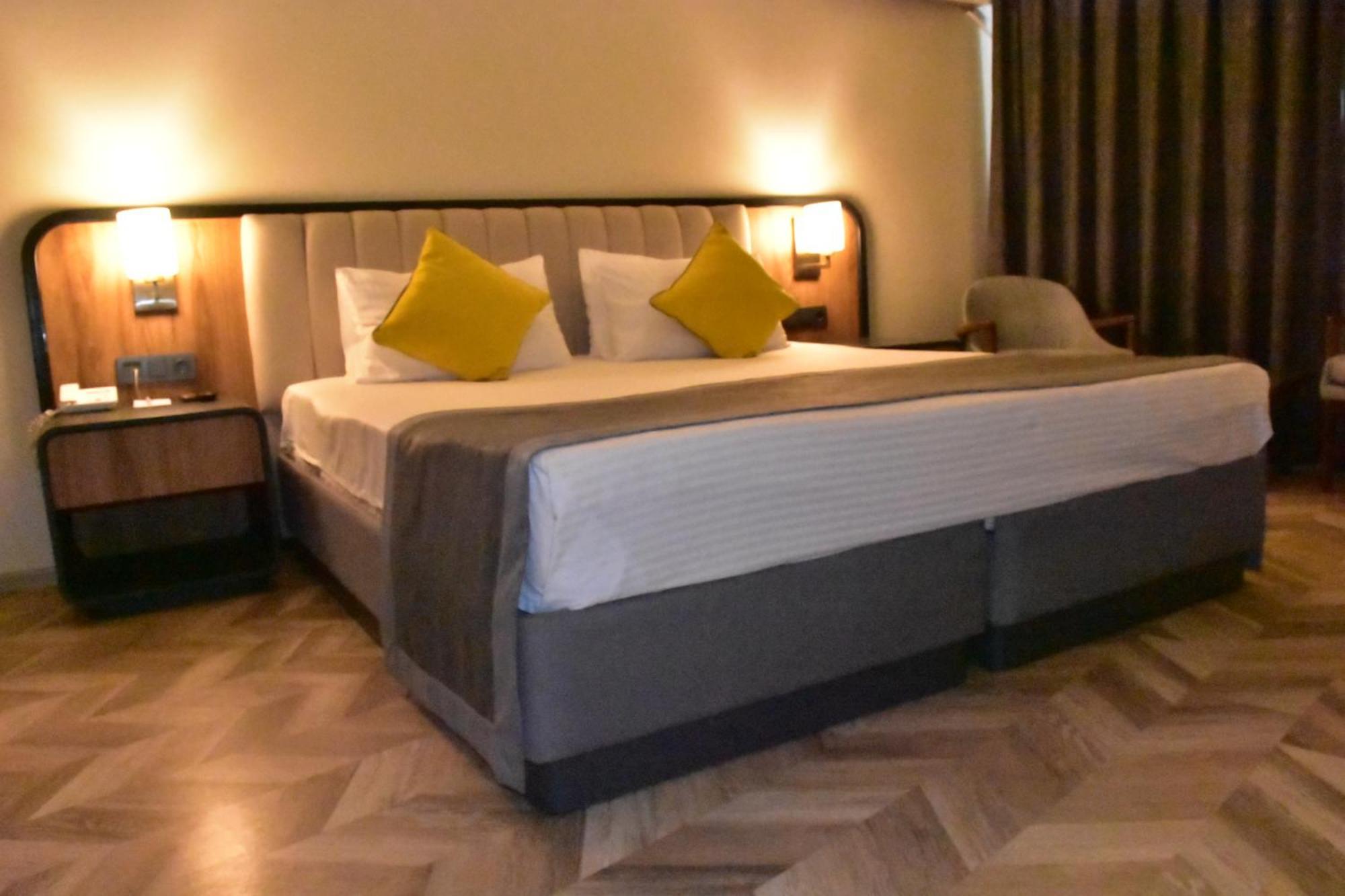 Uk Hotel 4*